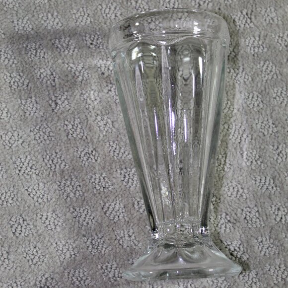 Crisa 7 3/8" Milkshake Glass Ice Cream Sundae Float Parfait Heavyweight Footed - Picture 1 of 6